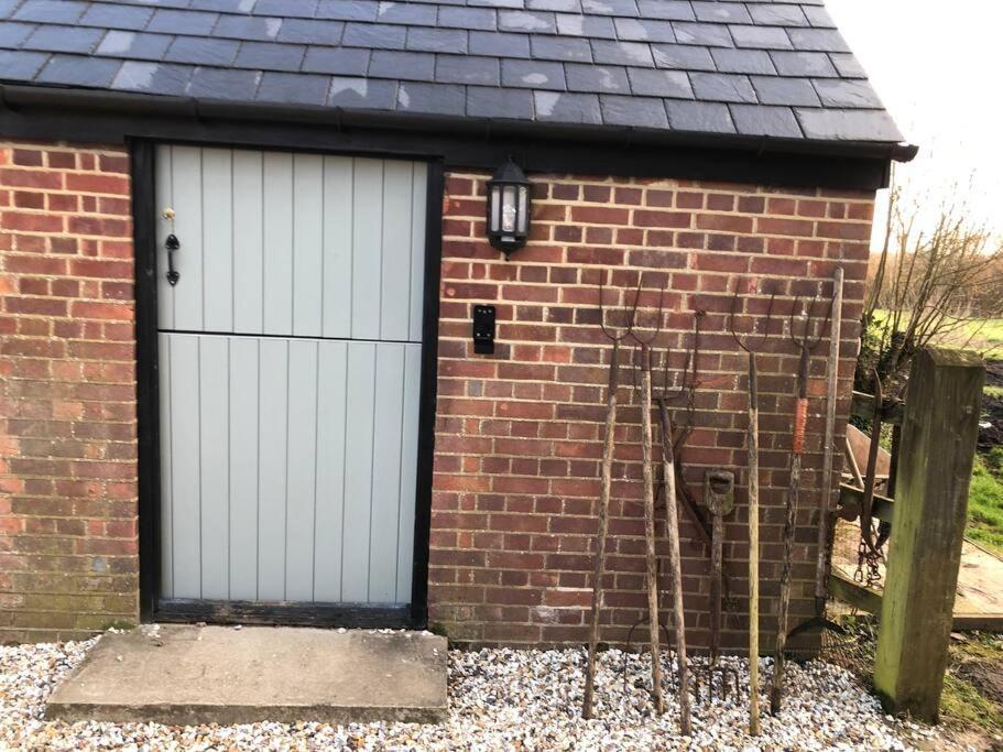 Apartamento The Cowshed Salisbury Exterior foto